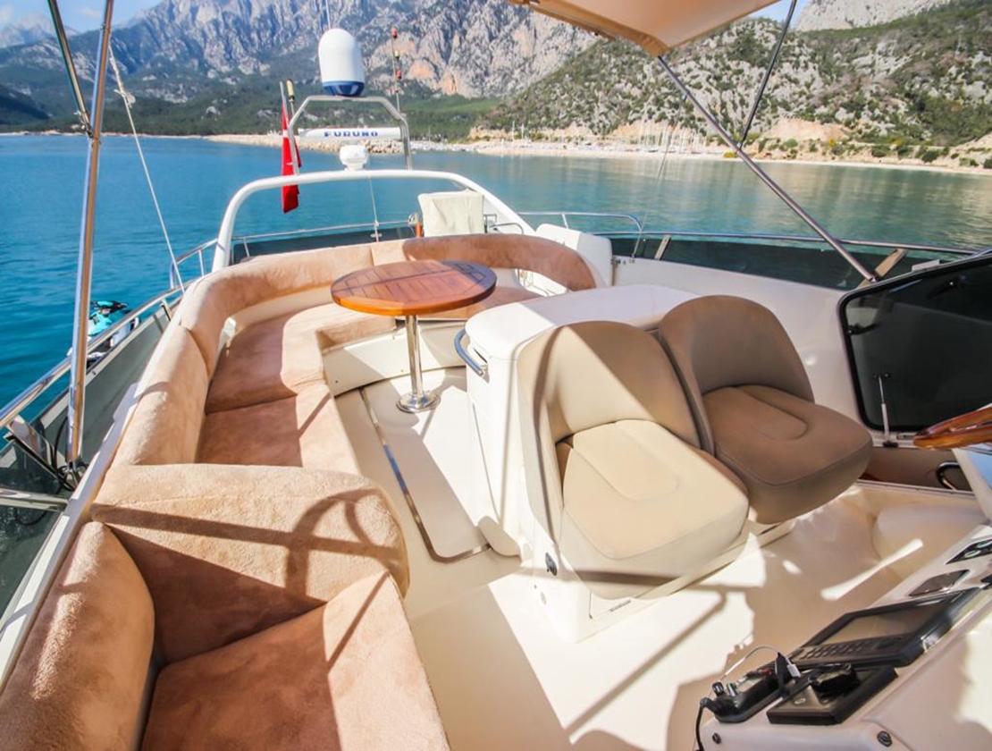 Antalya Yacht Rental 20m Custom 61